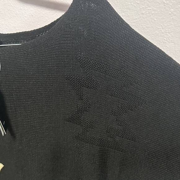 Ralph Lauren Black and Cream Patterned Blouse - Picture 7 of 11